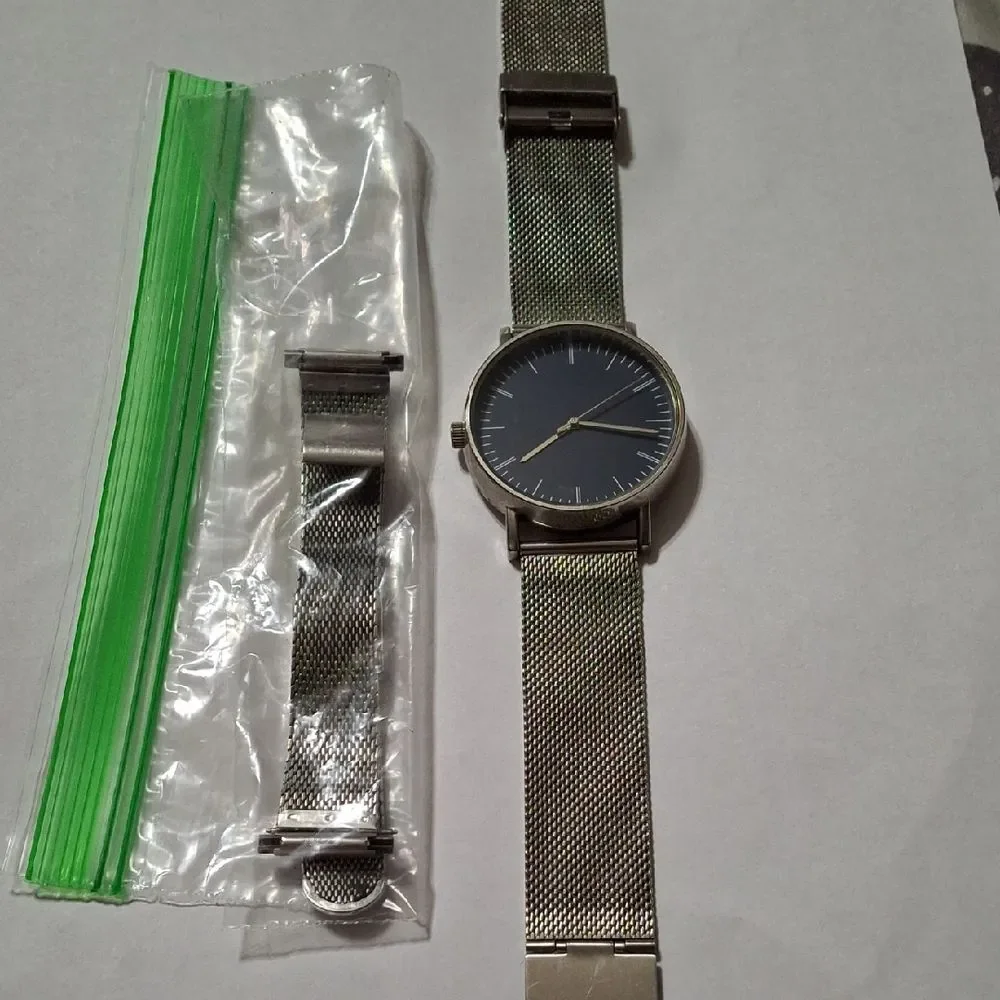 Silver Mesh Strap Men's Watch Blue Face Extra Band